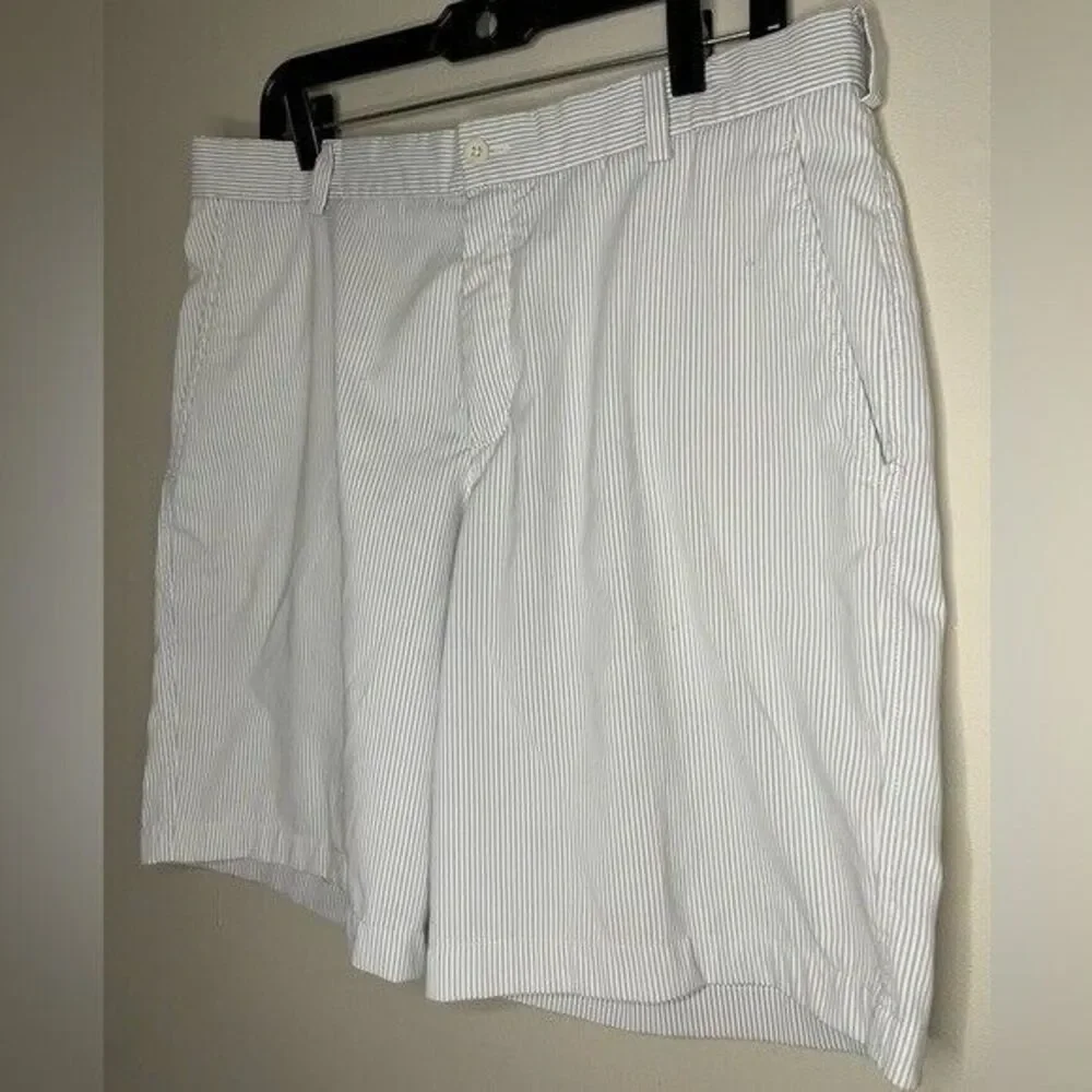 Nike Golf Shorts- Men SZ 34